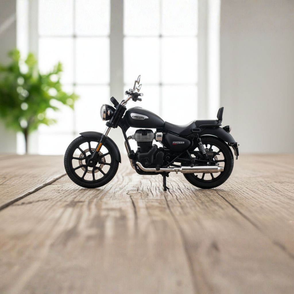 Maisto Royal Enfield Meteor 350 Stellar Matte Black Diecast Bike 1:12 Scale – Official Licensed Collectible Model
