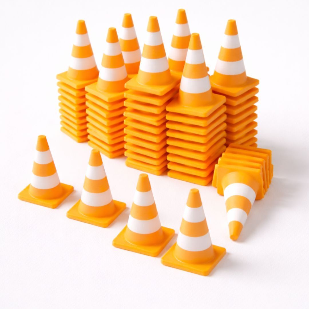 1/10 Scale Mini Traffic Cones (Set of 5) – Orange White RC Drift & Diorama Accessories | India